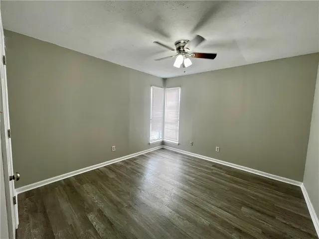 $975 | 2406 Toro Lane, Unit B, Bryan, TX 77807
