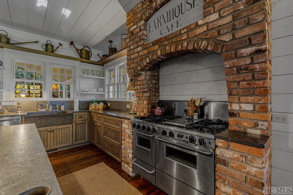 1290 Dillard Road Highlands, NC 28741 - Photo 44 of 74 Gallery Image 44