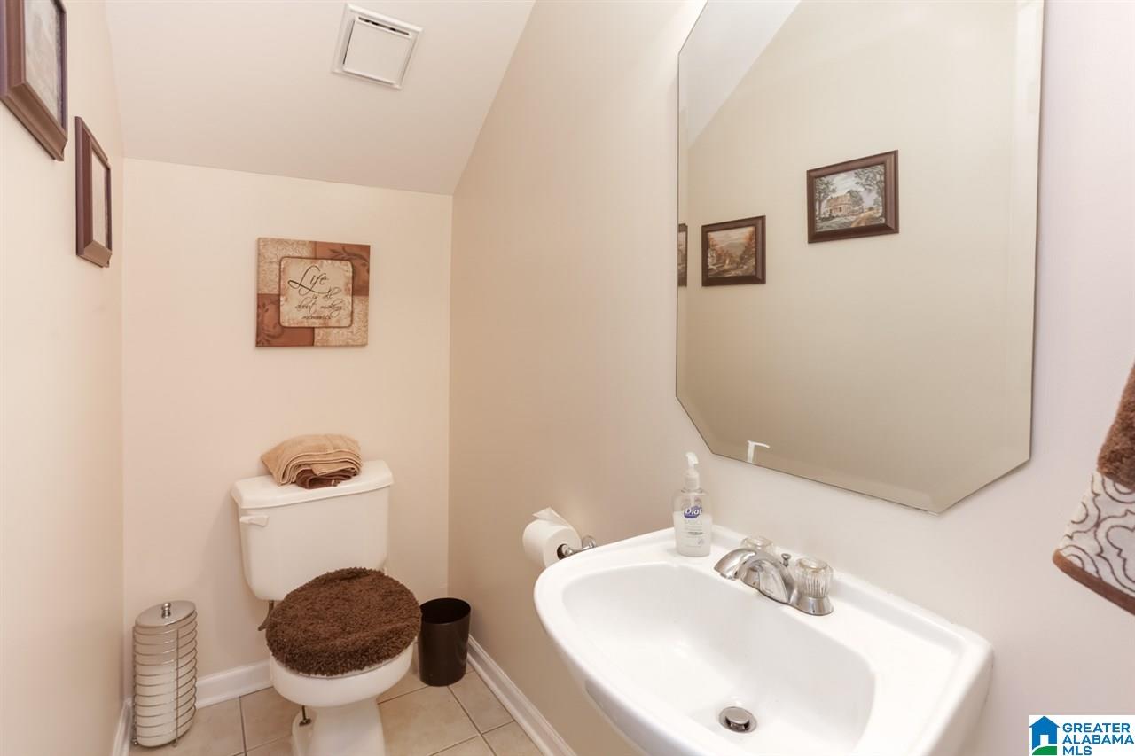 2046 Queens Court Moody, AL 35004 - Photo 15 of 36