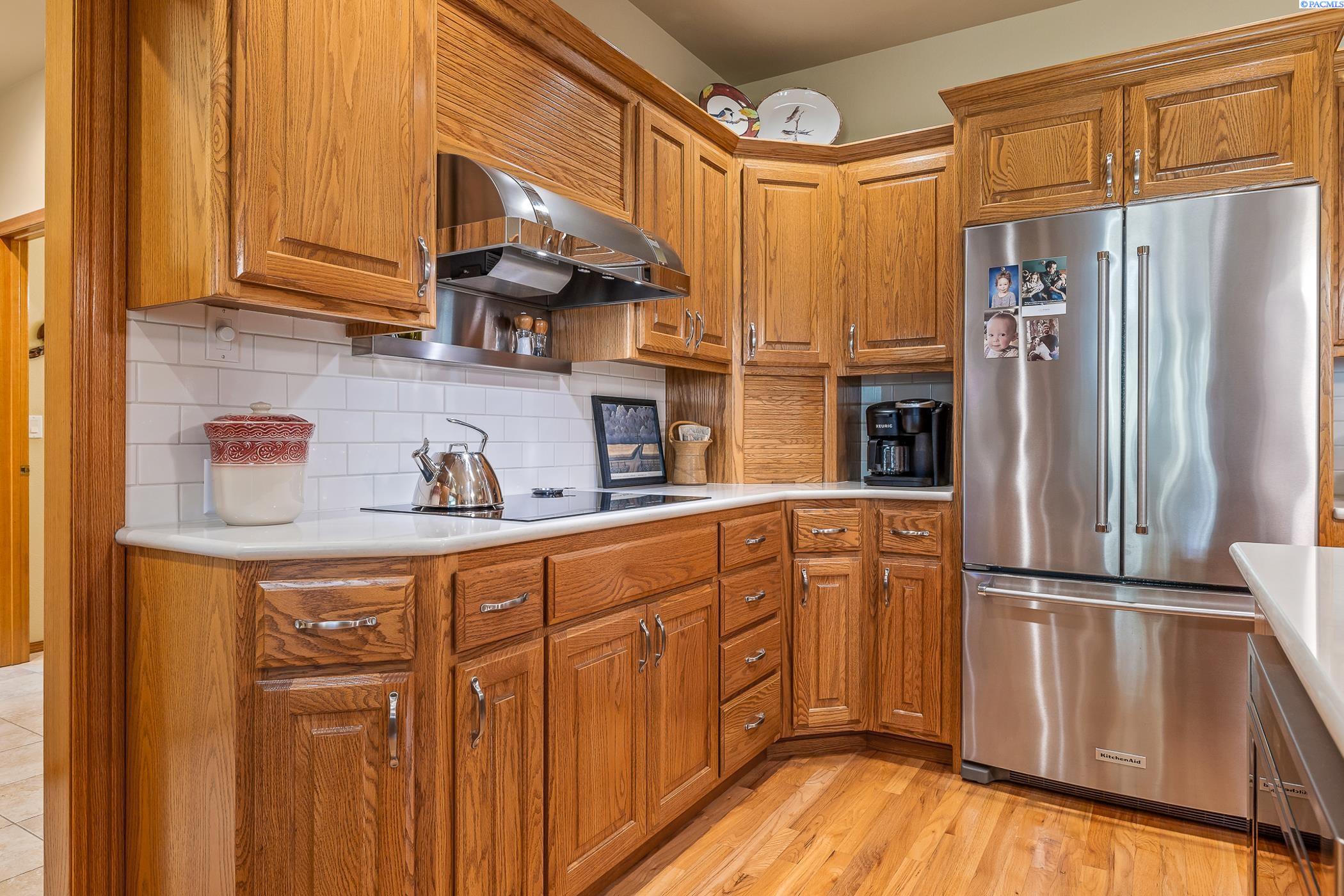 4008 South Morain Loop Kennewick, WA 99337 - Photo 11 of 49 Gallery Image 11