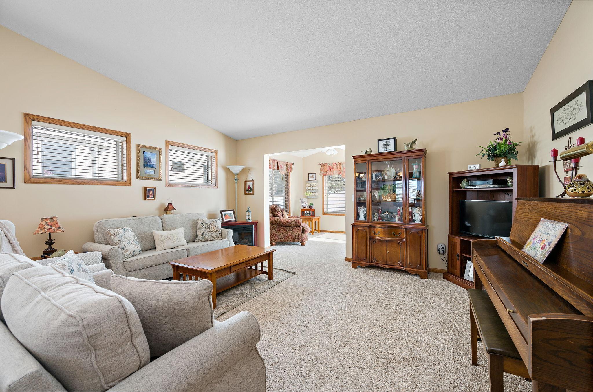 517 Buffalo Run Road Buffalo, MN 55313 - Photo 6 of 25