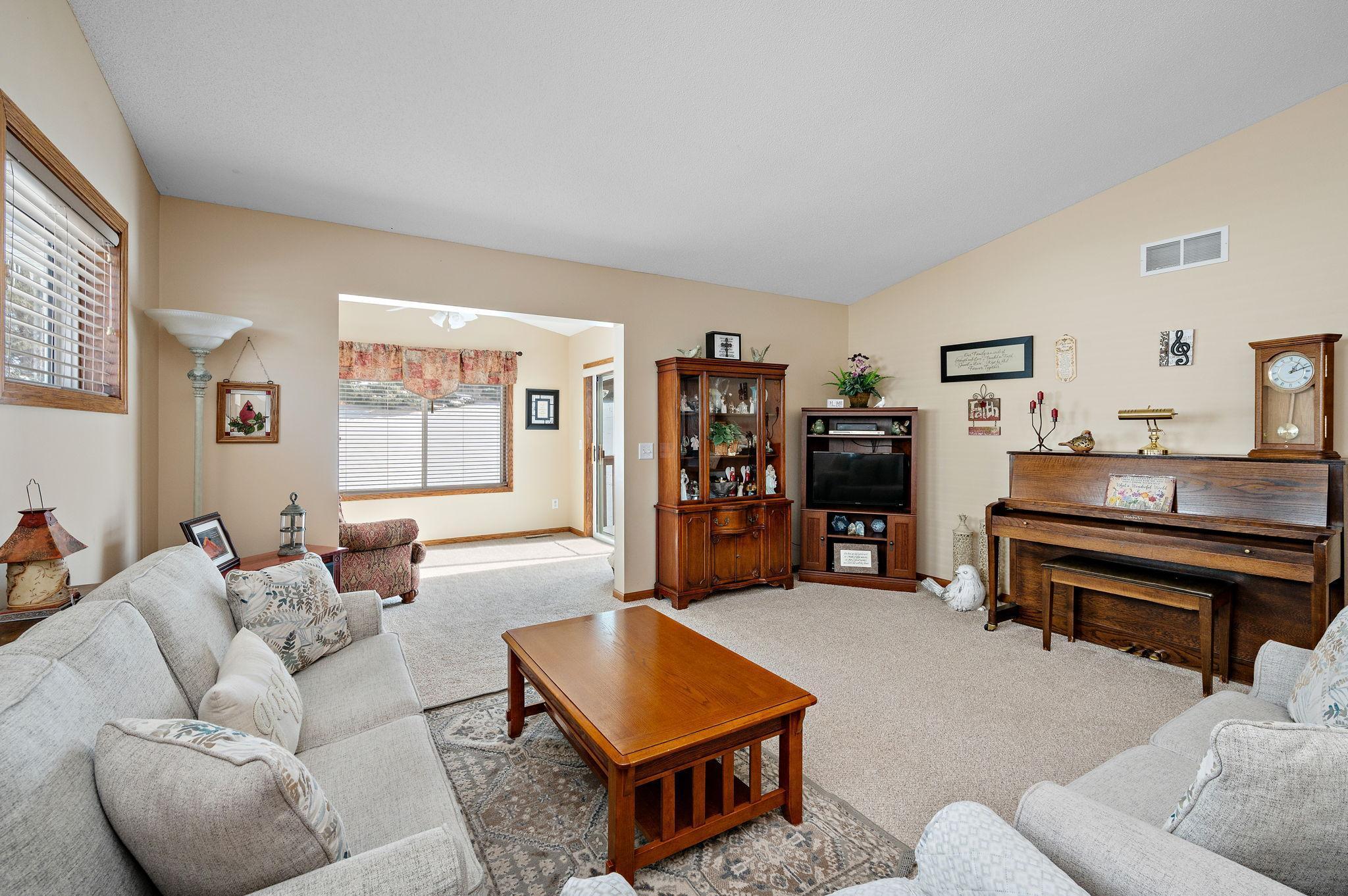 517 Buffalo Run Road Buffalo, MN 55313 - Photo 8 of 25