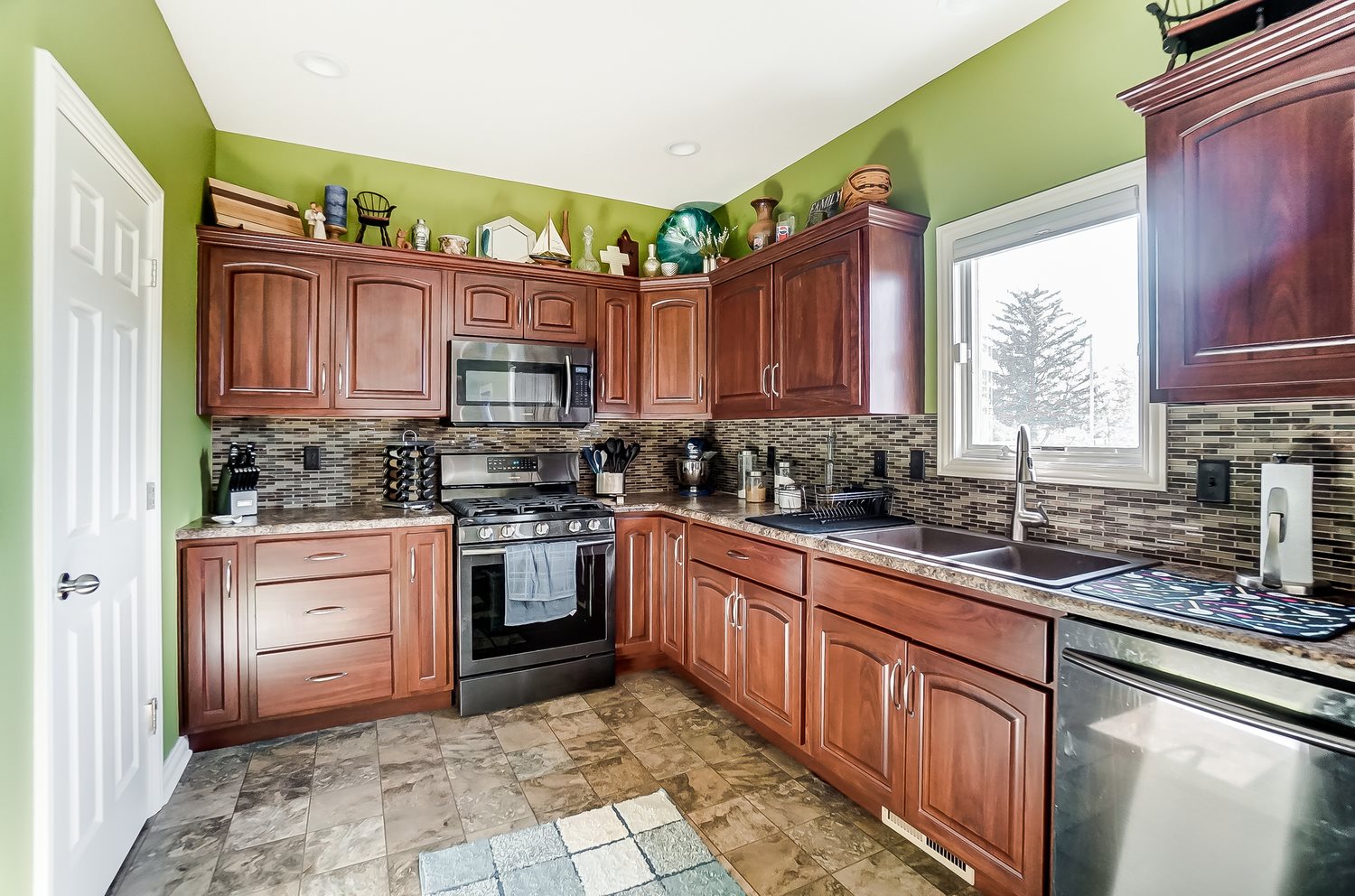 625 Perolla Drive Fort Wayne, IN 46845 - Photo 9 of 35