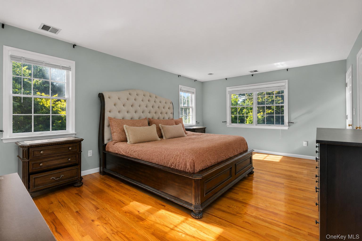 2211 Crompond Road Yorktown Heights, NY 10598 - Photo 15 of 38