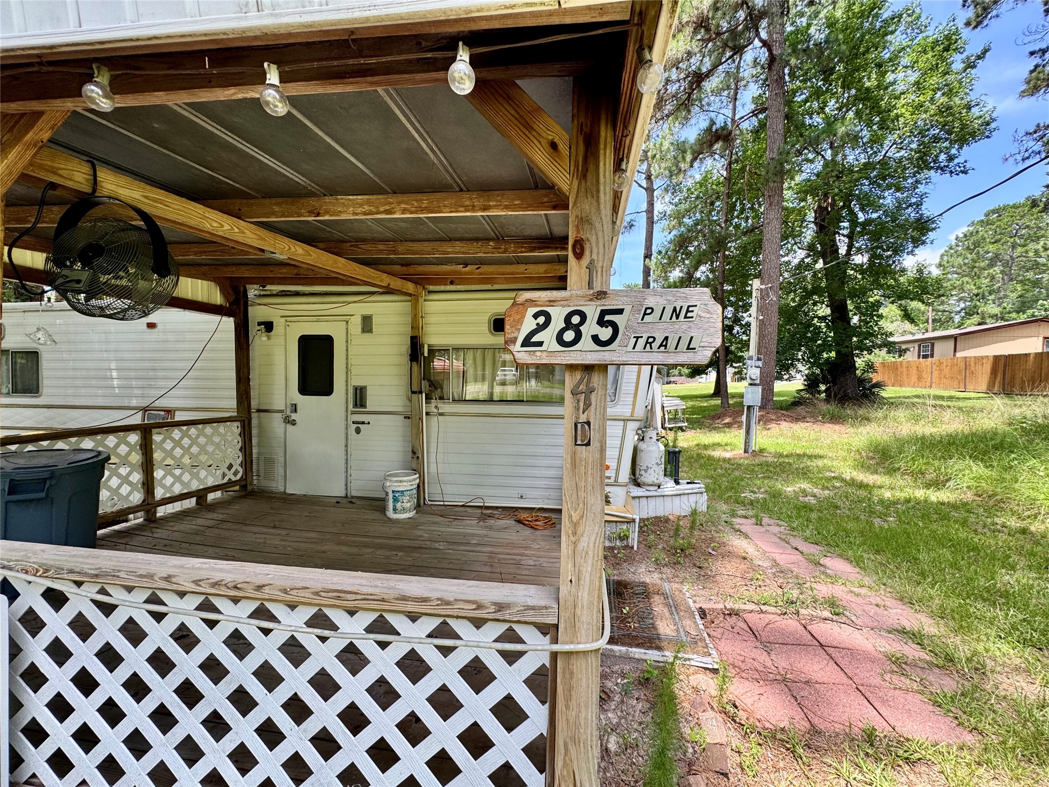 285 Pine Trail Trinity, TX 75862 - Photo 9 of 40