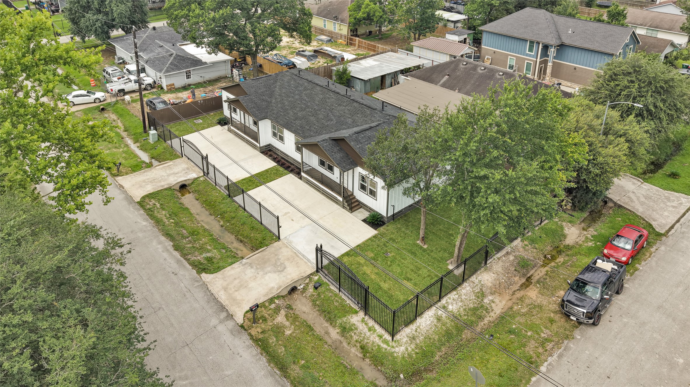 5930 Boness Road, Unit A & B Houston, TX 77396 - Photo 36 of 43 Corner lot home,