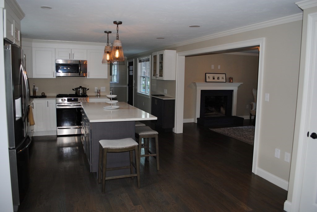 58 Howland Road Stoughton, MA 02072 - Photo 8 of 29 Gallery Image 8
