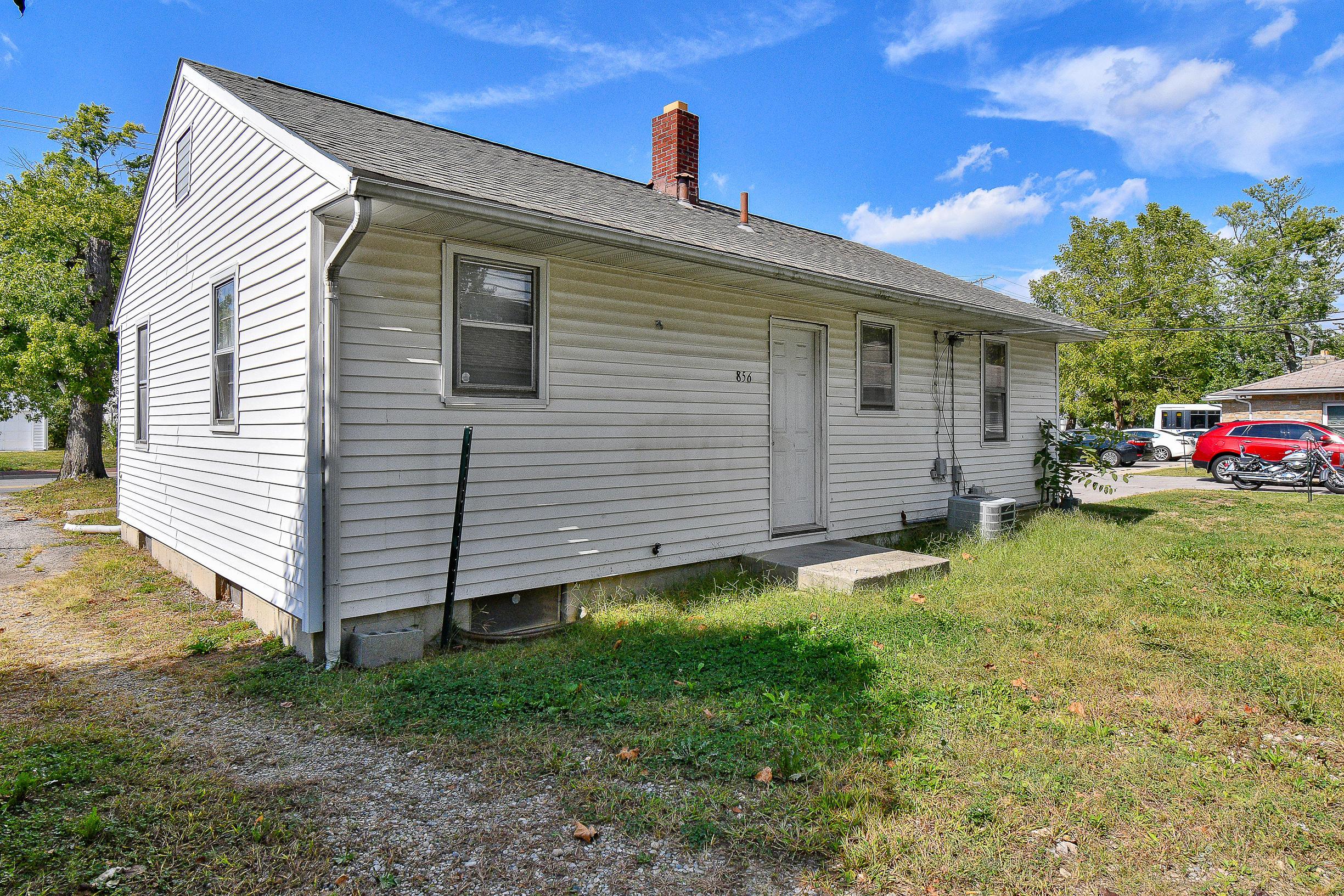 856 South Yearling Road Columbus, OH 43213 - Photo 22 of 32 856 South Yearling Road Whitehall Ohio 4