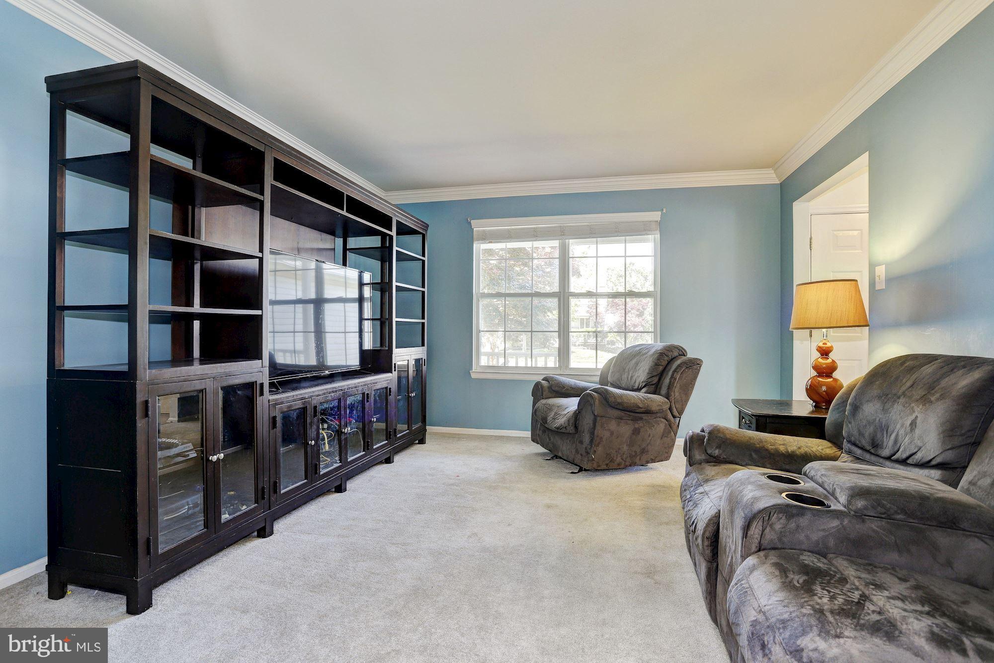 841 Sunny Chapel Road Odenton, MD 21113 - Photo 2 of 29 Living Room