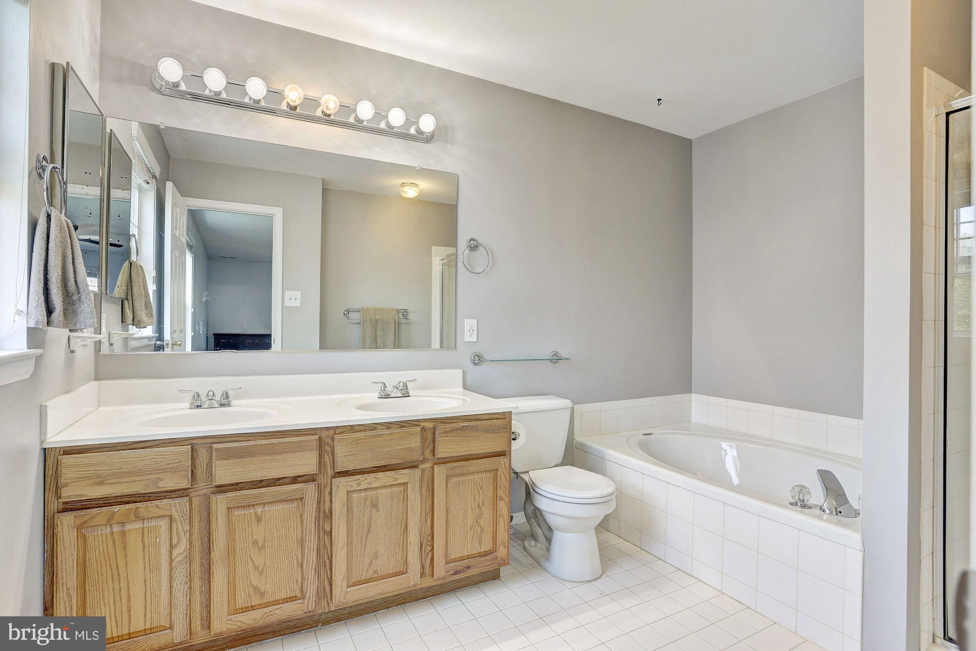 841 Sunny Chapel Road Odenton, MD 21113 - Photo 15 of 29 Primary Bedroom En Suite Bath