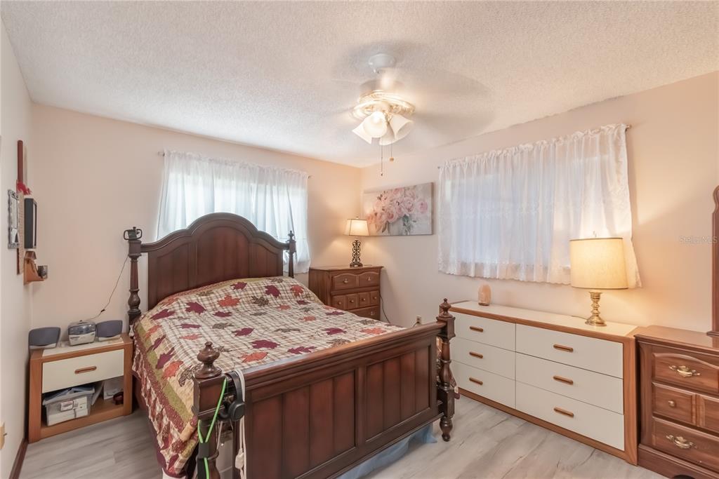 8417 Southwest 106th Street Ocala, FL 34481 - Photo 15 of 46