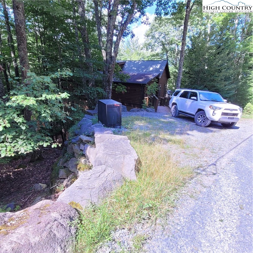 201 Jackpine Road Beech Mountain, NC 28604 - Photo 2 of 14 Gallery Image 2