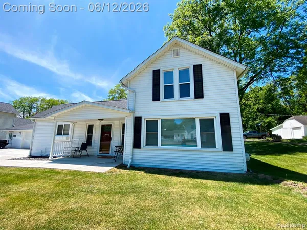 $400,000 | 10514 Hamburg Road, Hamburg, MI 48139