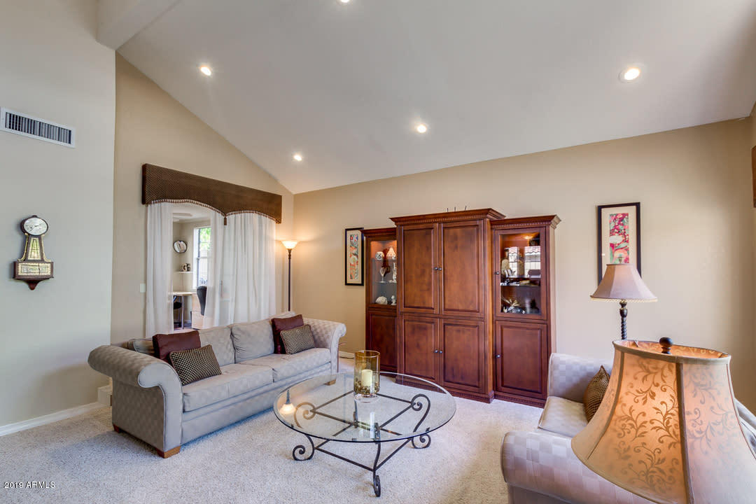 3209 East Rock Wren Road Phoenix, AZ 85044 - Photo 8 of 43 Listing_231055_Photo_8