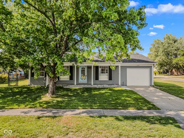 $239,900 | 5240 Vinewood Court, Columbus, IN 47203