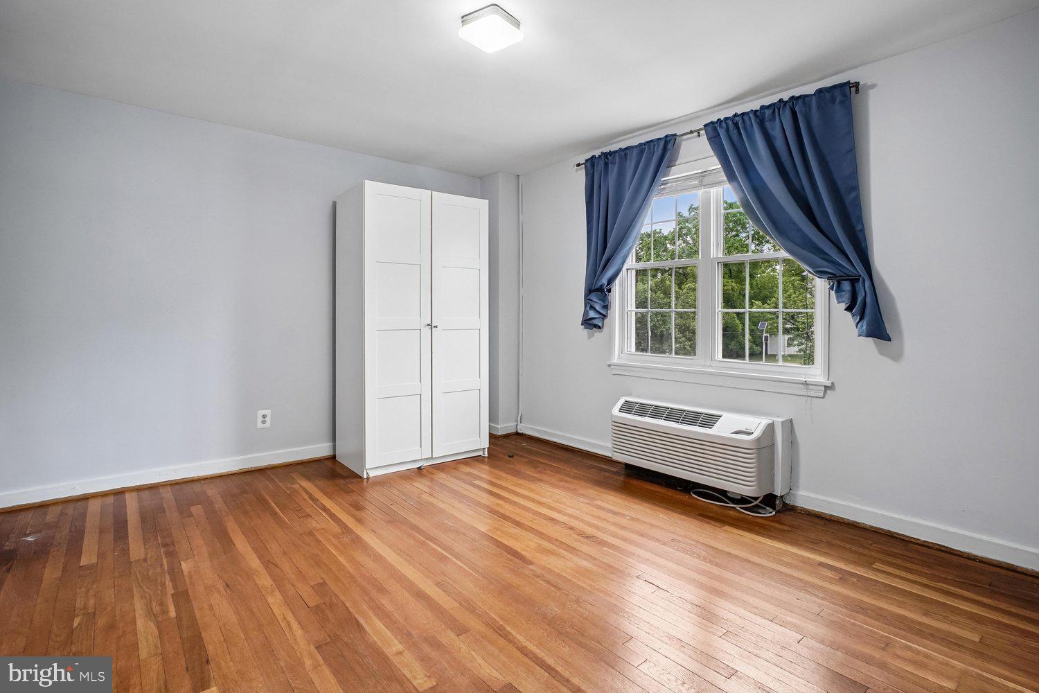 201 East Glebe Road, Unit B Alexandria, VA 22305 - Photo 18 of 29 Bedroom