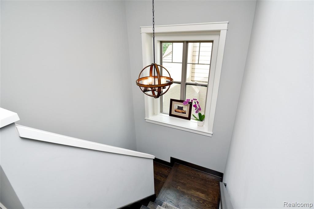 2396 Franklin Road Berkley, MI 48072 - Photo 17 of 42