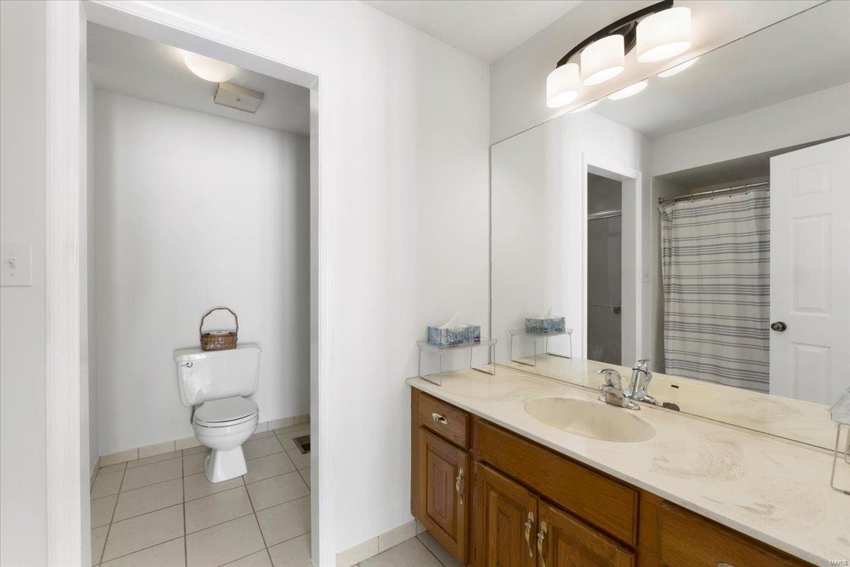 155 Forest Club Drive Clarkson Valley, MO 63005 - Photo 16 of 28