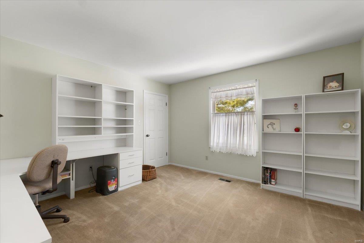 155 Forest Club Drive Clarkson Valley, MO 63005 - Photo 23 of 28