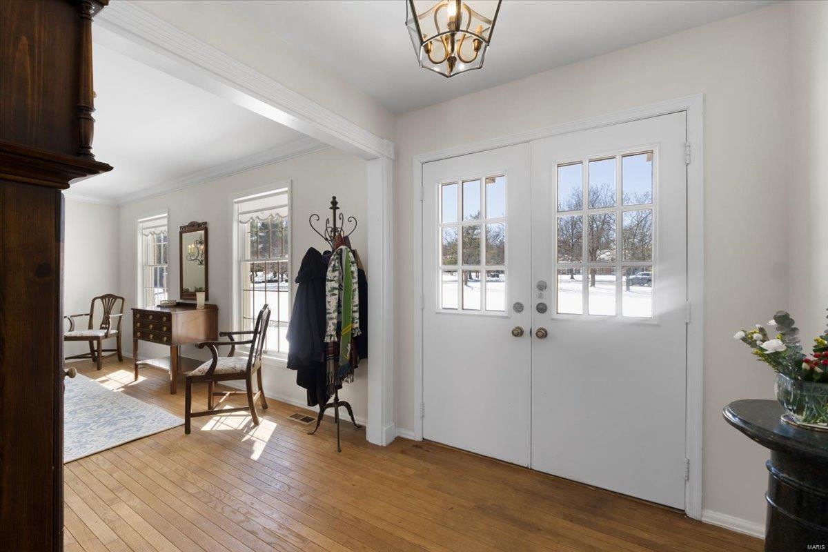 155 Forest Club Drive Clarkson Valley, MO 63005 - Photo 3 of 28