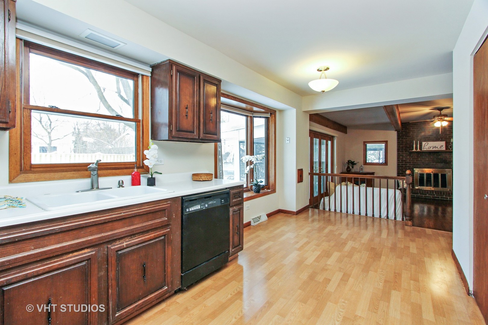 22 Downing Road Buffalo Grove, IL 60089 - Photo 7 of 21 Gallery Image 7