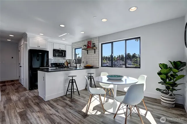 $1,900,000 | 1126 North 90th Street, Seattle, WA 98103