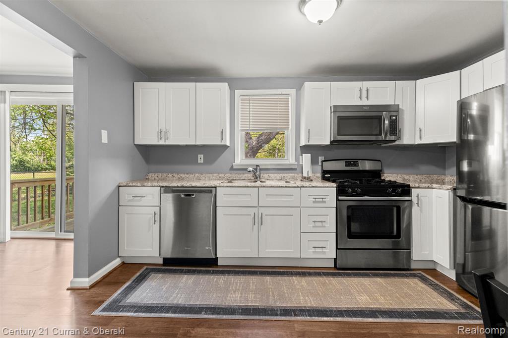 24128 Wick Road Taylor, MI 48180 - Photo 3 of 45
