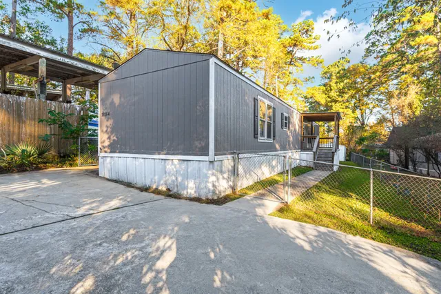 $1,400 | 13154 South Lee Shore Drive, Willis, TX 77318