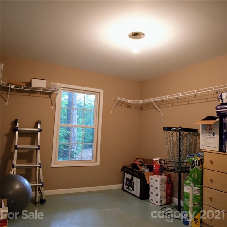 748 Rogers Road Franklin, NC 28734 - Photo 16 of 22 Gallery Image 16
