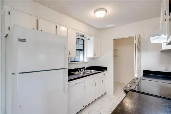 $1,550 | 3128 Village W Drive, Augusta, GA 30907