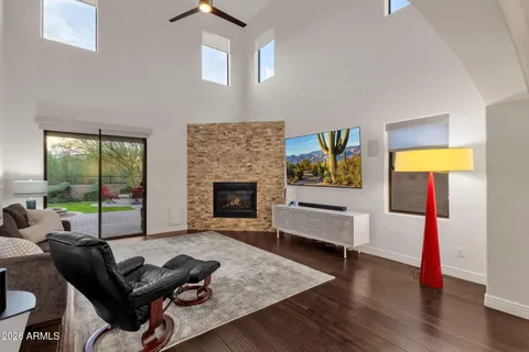 $1,395,000 | 9871 East S Bend Drive, Scottsdale, AZ 85255