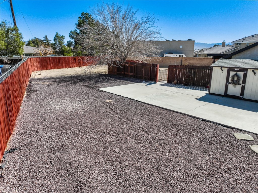 13889 Olathe Road Apple Valley, CA 92307 - Photo 20 of 21 Gallery Image 20