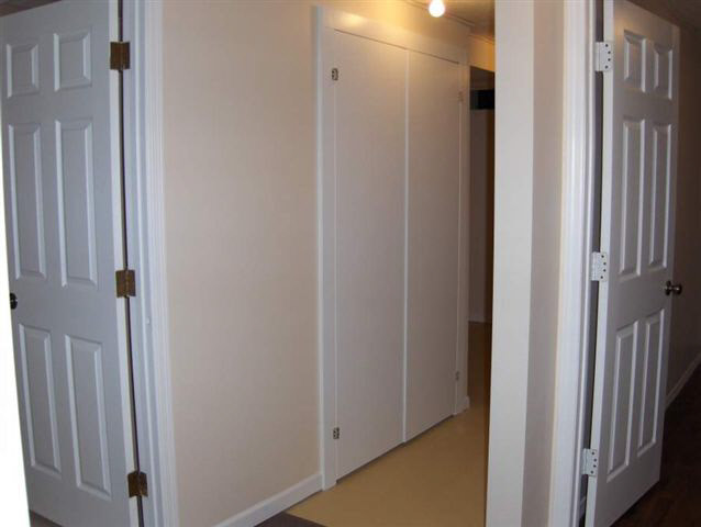 1104 East Kercher Road Goshen, IN 46526 - Photo 5 of 14 Gallery Image 5