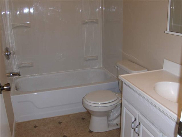 1104 East Kercher Road Goshen, IN 46526 - Photo 7 of 14 Gallery Image 7