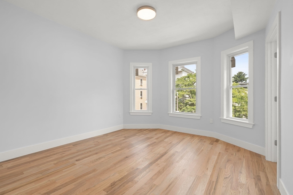 29 Rosemary Street, Unit 2 Boston, MA 02130 - Photo 6 of 15