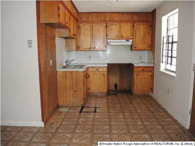 1859 Fairchild Street Baton Rouge, LA 70807 - Photo 3 of 8 Gallery Image 3