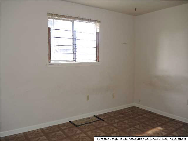 1859 Fairchild Street Baton Rouge, LA 70807 - Photo 5 of 8 Gallery Image 5