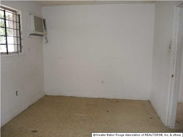 1859 Fairchild Street Baton Rouge, LA 70807 - Photo 8 of 8 Gallery Image 8