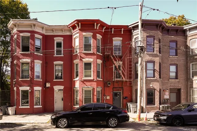 $364,000 | 138-142 South Clark Street, Newburgh, NY 12550