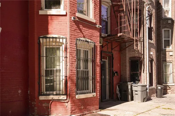 $364,000 | 138-142 South Clark Street, Newburgh, NY 12550