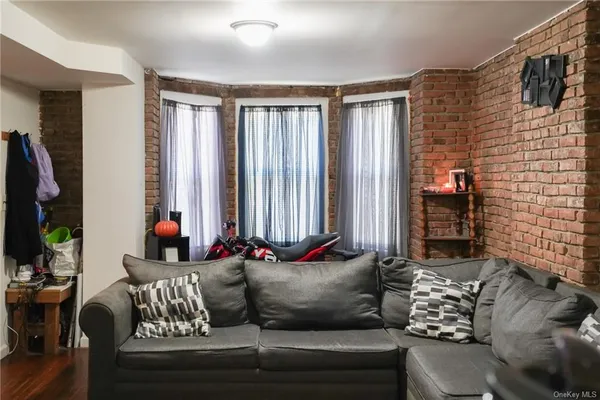 $364,000 | 138-142 South Clark Street, Newburgh, NY 12550