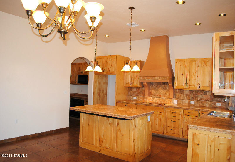 636 Camino Arviso Rio Rico, AZ 85648 - Photo 10 of 40