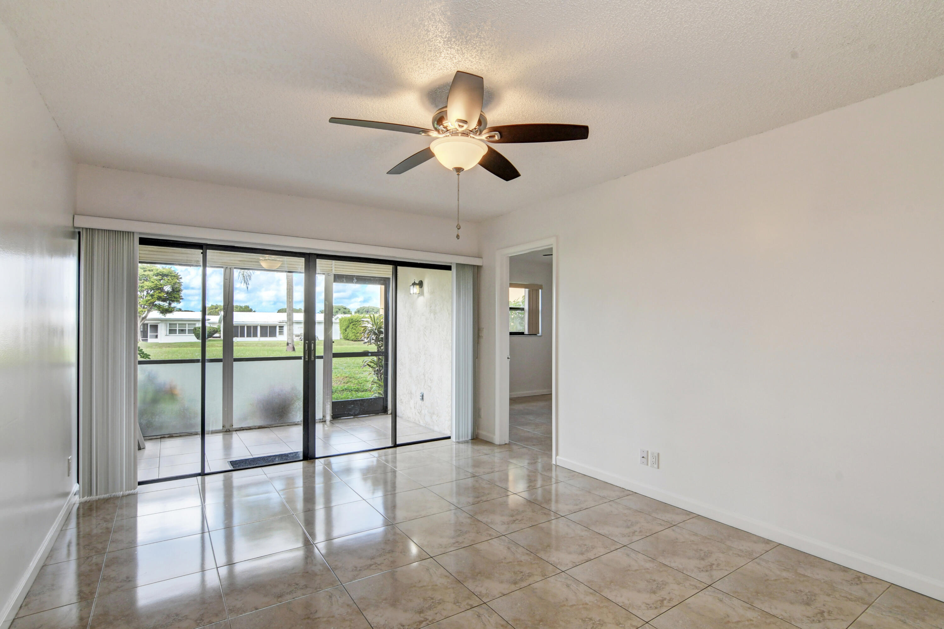 2141 Woolbright Road, Unit L101 Boynton Beach, FL 33426 - Photo 11 of 46 11_dsc_0025_6_7_8_9
