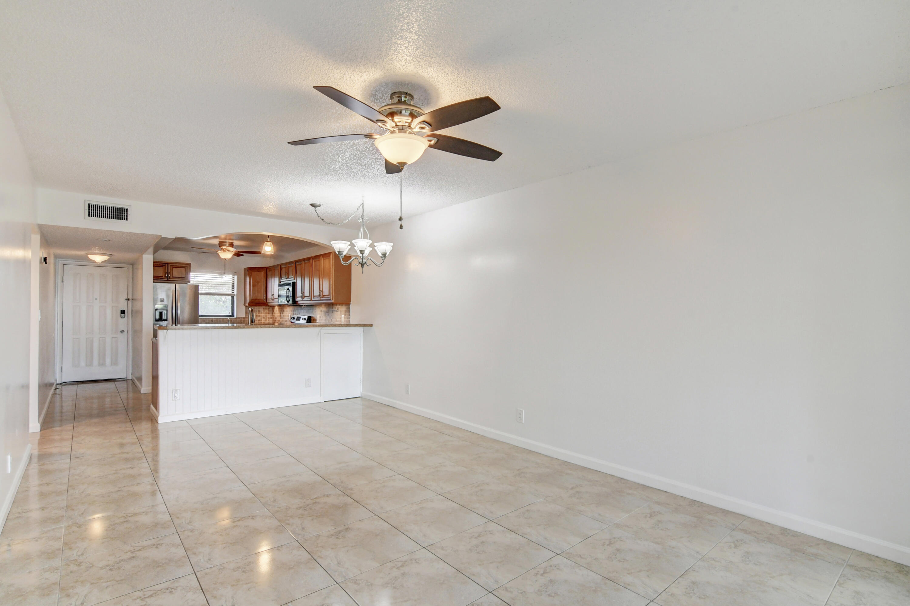 2141 Woolbright Road, Unit L101 Boynton Beach, FL 33426 - Photo 13 of 46 13_dsc_0040_1_2_3_4