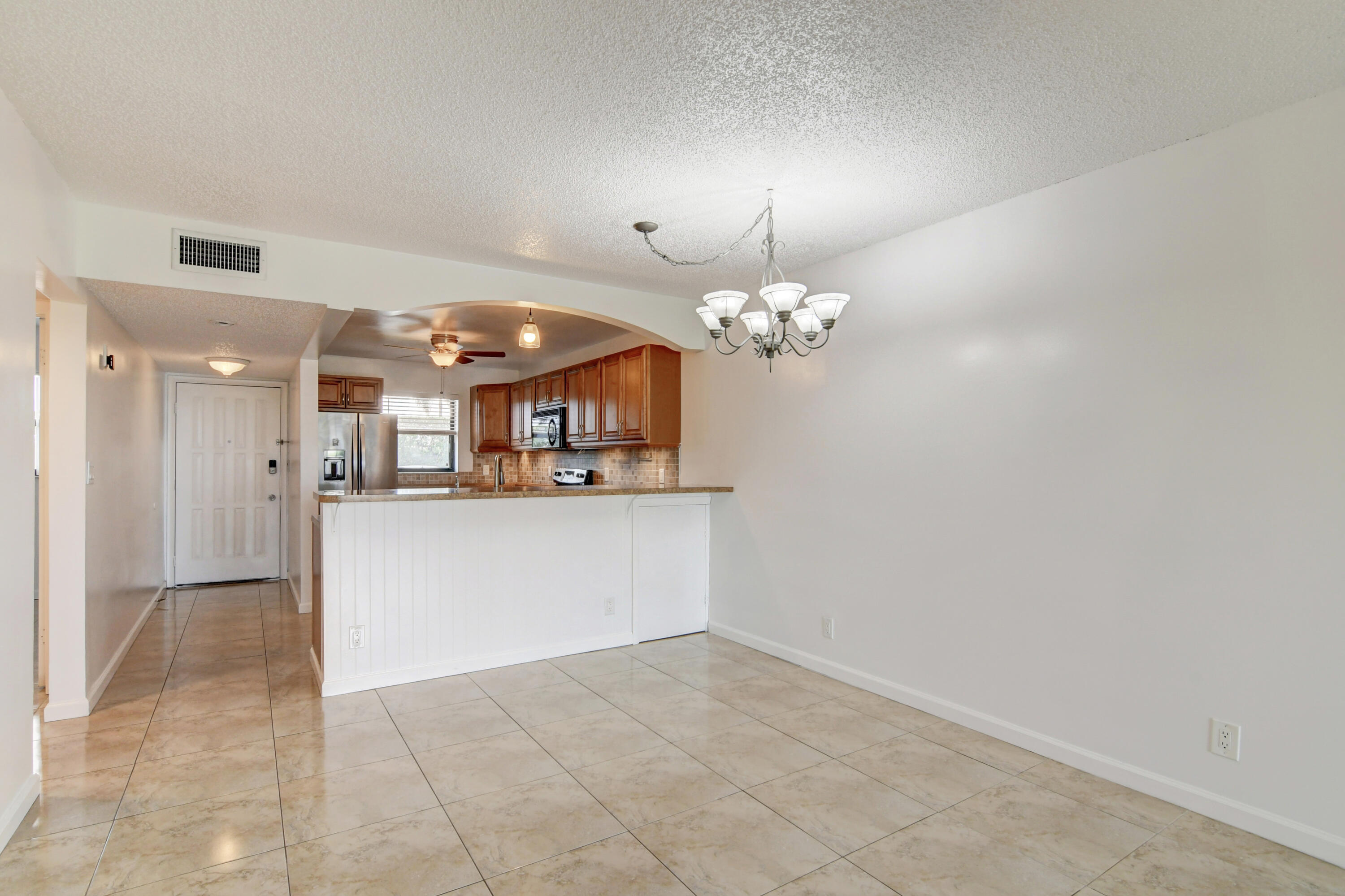 2141 Woolbright Road, Unit L101 Boynton Beach, FL 33426 - Photo 16 of 46 16_dsc_0060_1_2_3_4