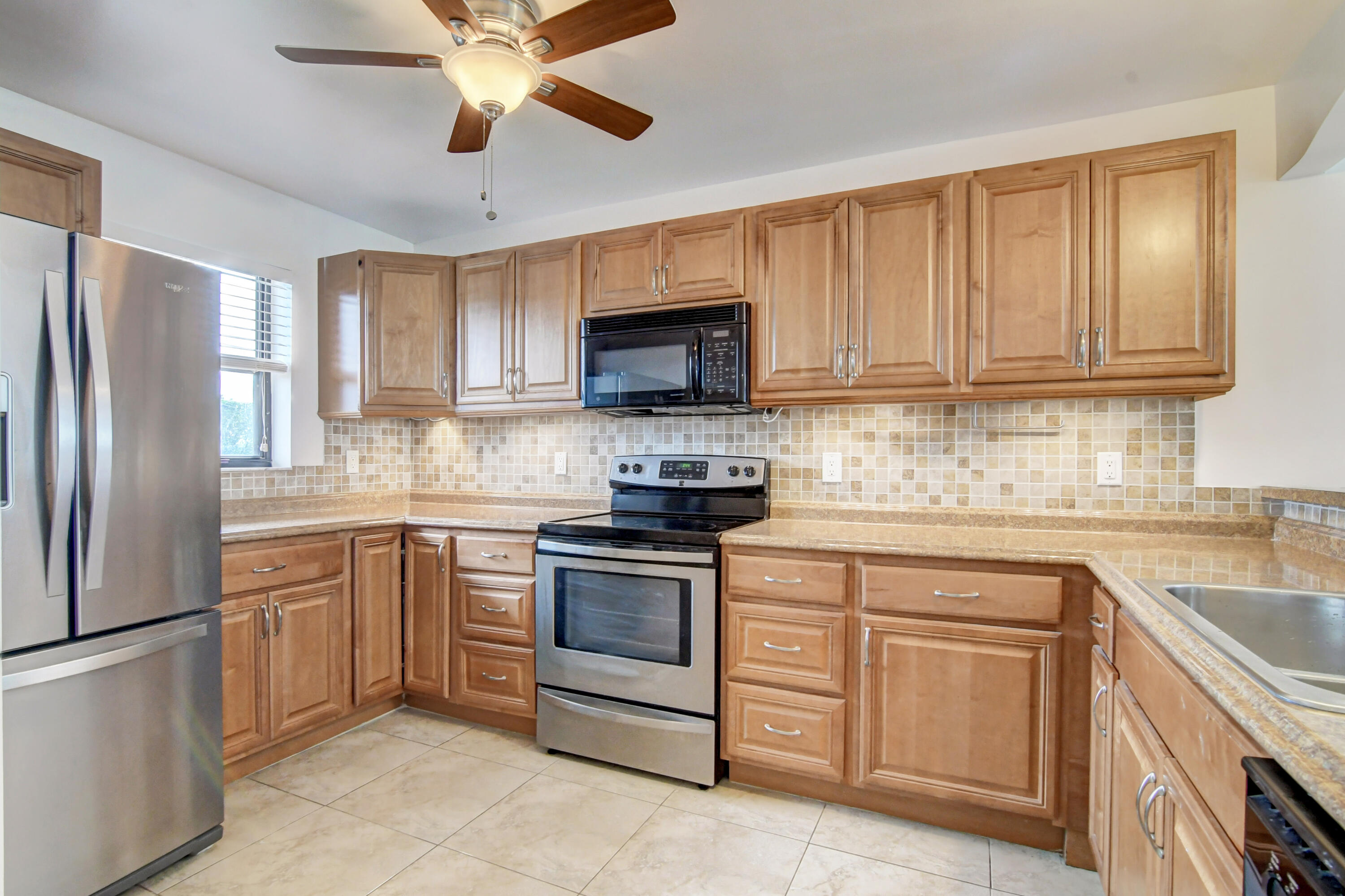 2141 Woolbright Road, Unit L101 Boynton Beach, FL 33426 - Photo 17 of 46 17_dsc_0070_1_2_3_4