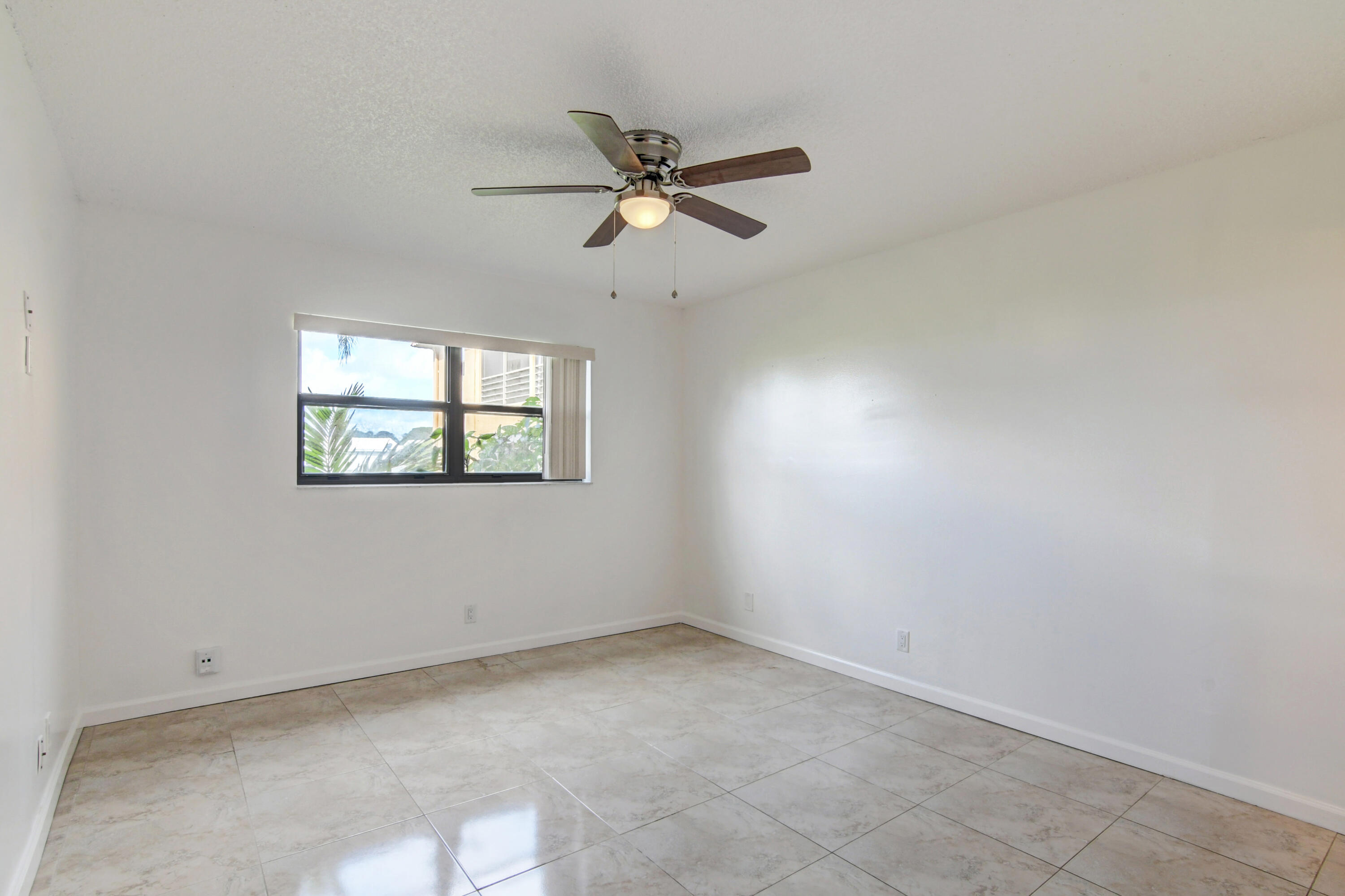 2141 Woolbright Road, Unit L101 Boynton Beach, FL 33426 - Photo 21 of 46 21_dsc_0120_1_2_3_4