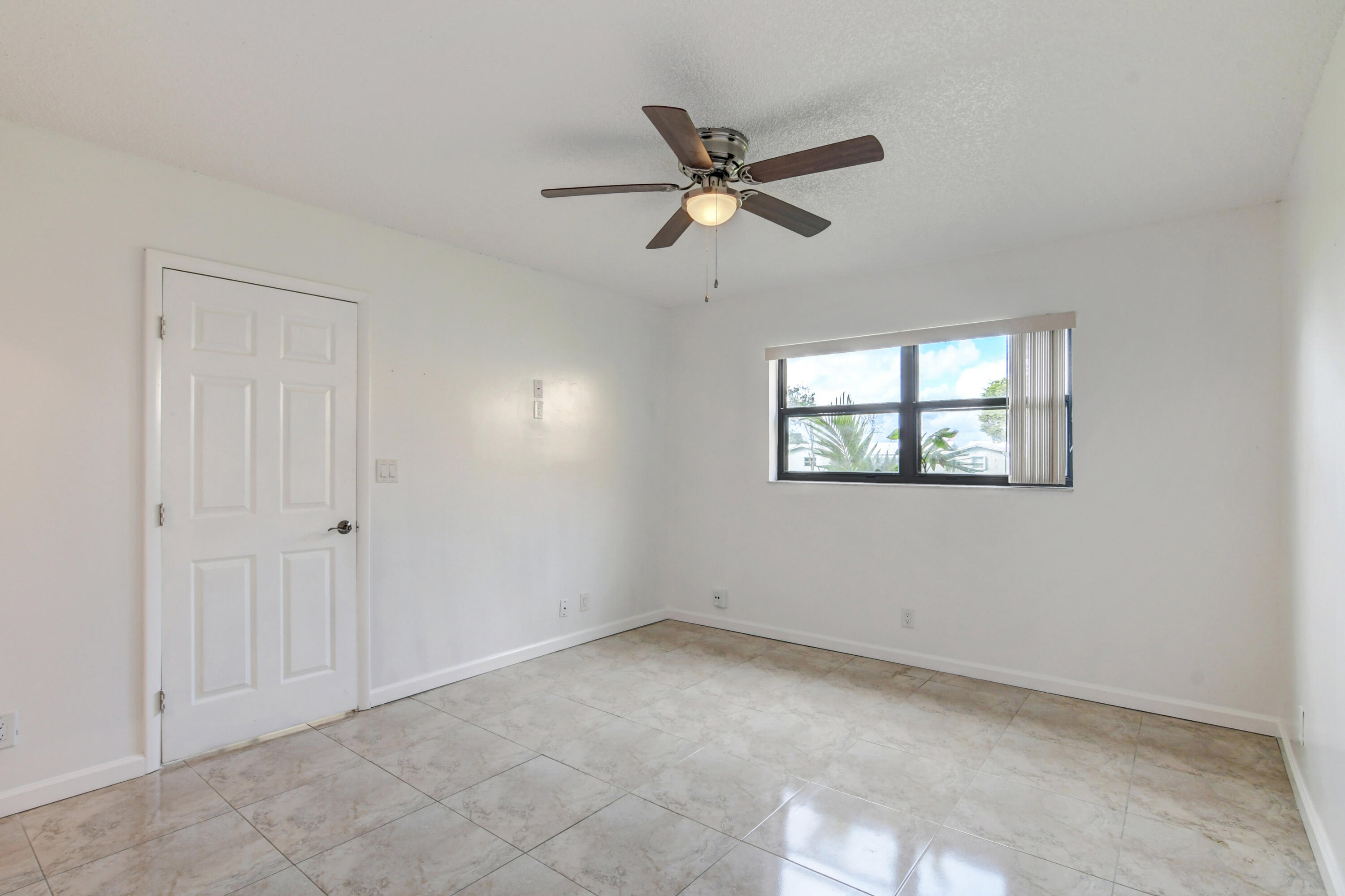 2141 Woolbright Road, Unit L101 Boynton Beach, FL 33426 - Photo 22 of 46 22_dsc_0130_1_2_3_4