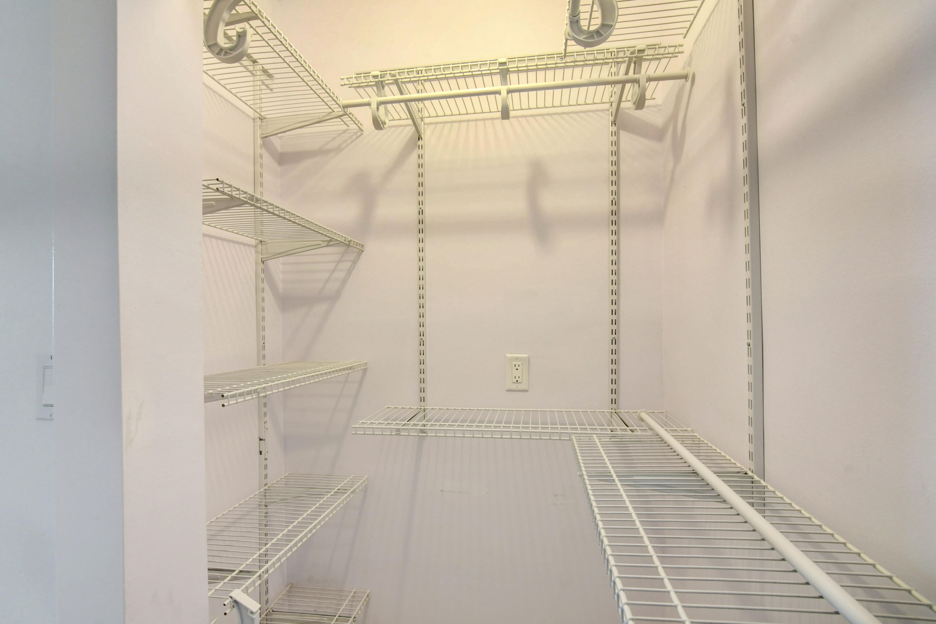 2141 Woolbright Road, Unit L101 Boynton Beach, FL 33426 - Photo 25 of 46 25_dsc_0155_6_7_8_9