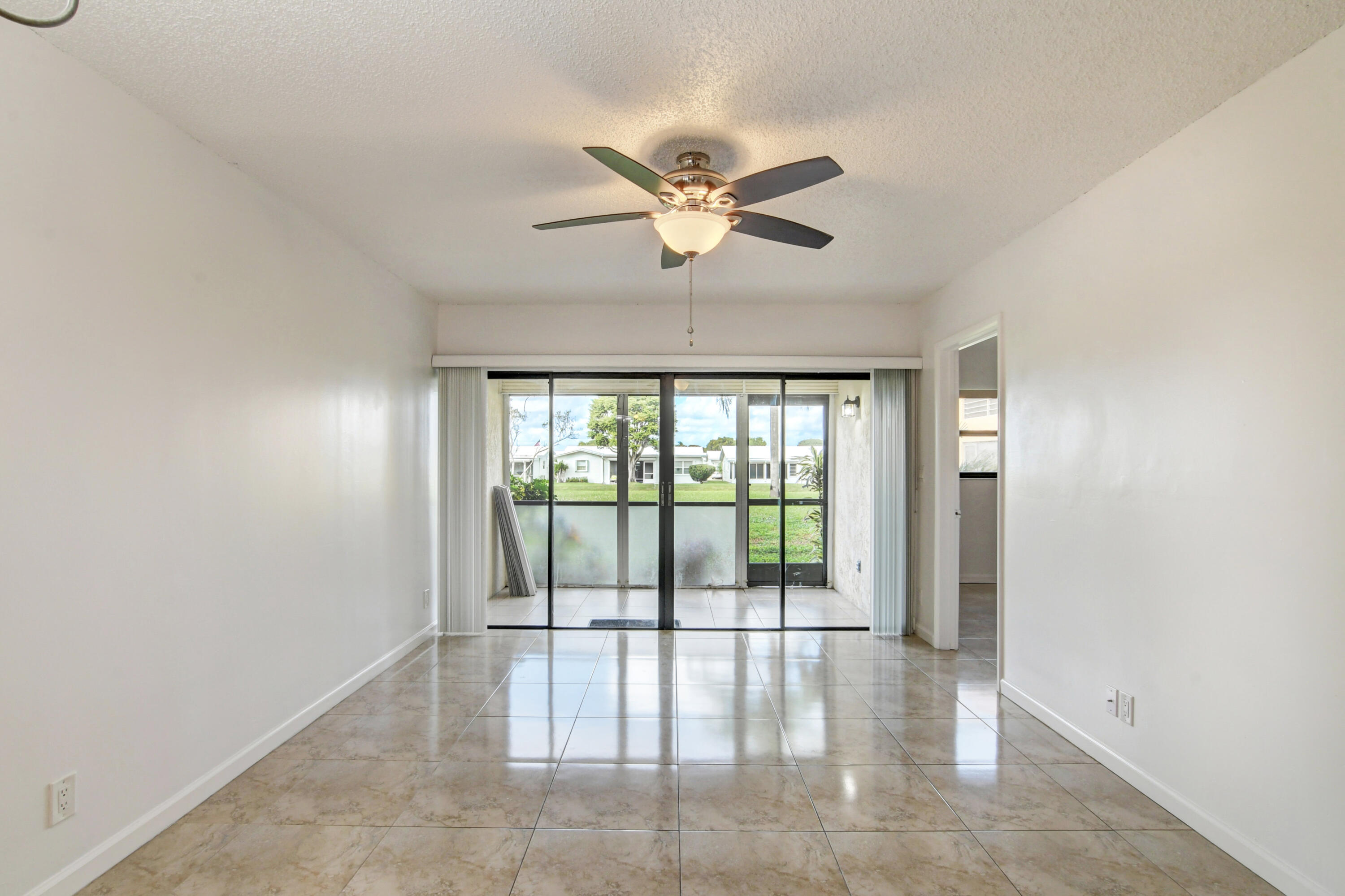 2141 Woolbright Road, Unit L101 Boynton Beach, FL 33426 - Photo 10 of 46 10_dsc_0020_1_2_3_4